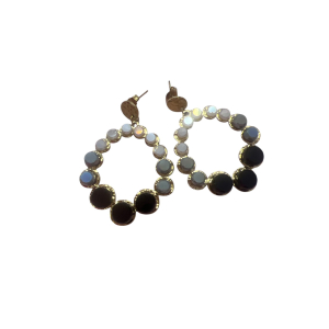 3461 Oorbellen Elisa Zwart.Grijs.Beige 3461 Oorbellen Elisa Zwart.Grijs.Beige