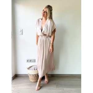 2240 Jurk Satin Angelina Beige 2240 Jurk Satin Angelina Beige